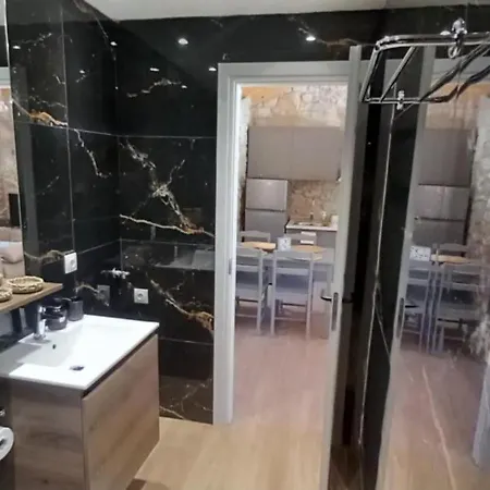 Apartament Living In